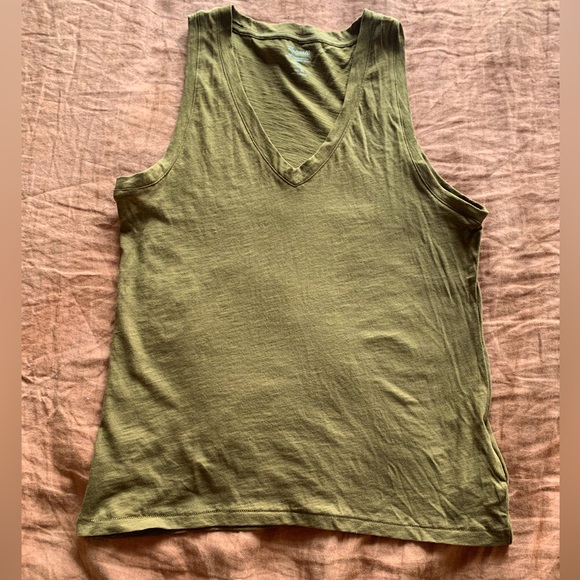 NWT Madewell Whisper Cotton V Neck Tank - Picture 6 of 6